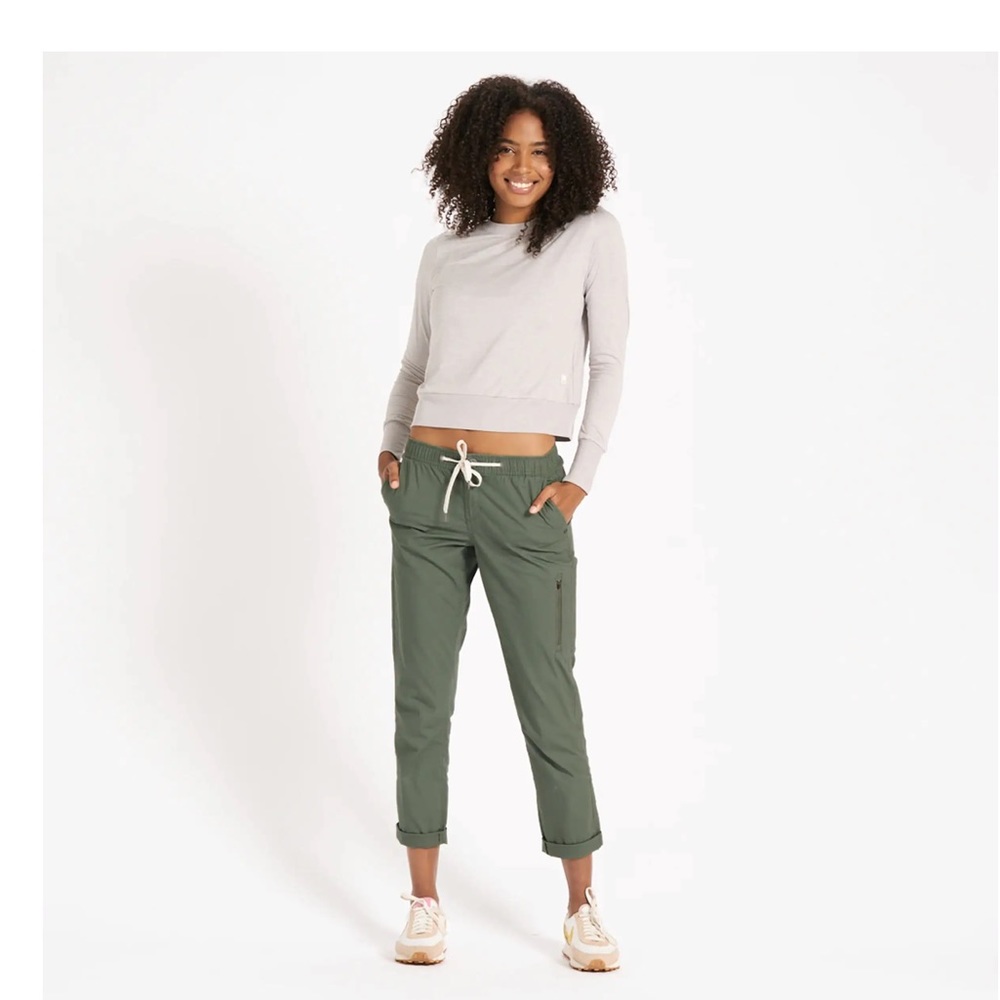 Vuori womens Ripstop pants size large